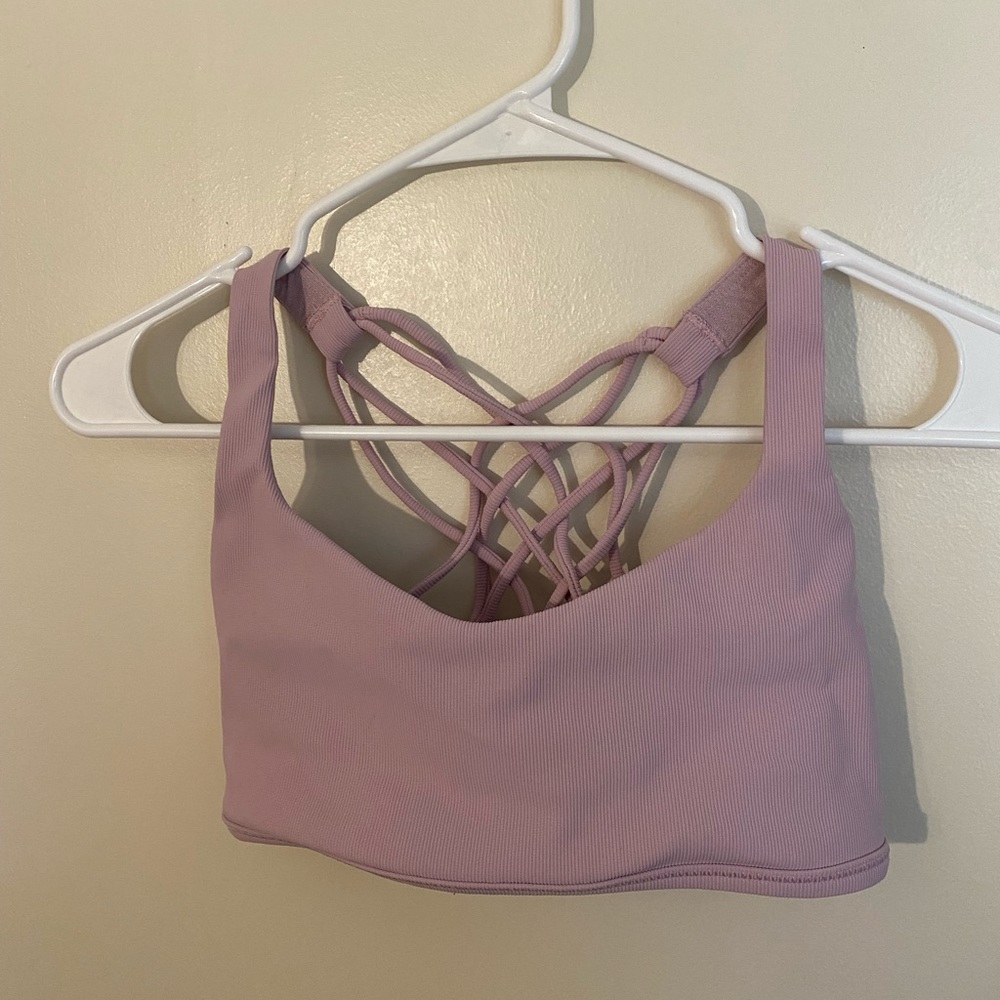 Lululemon free to be